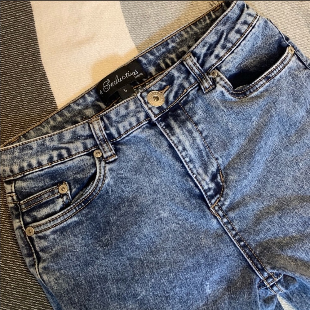 Vintage like wash skinny jeans